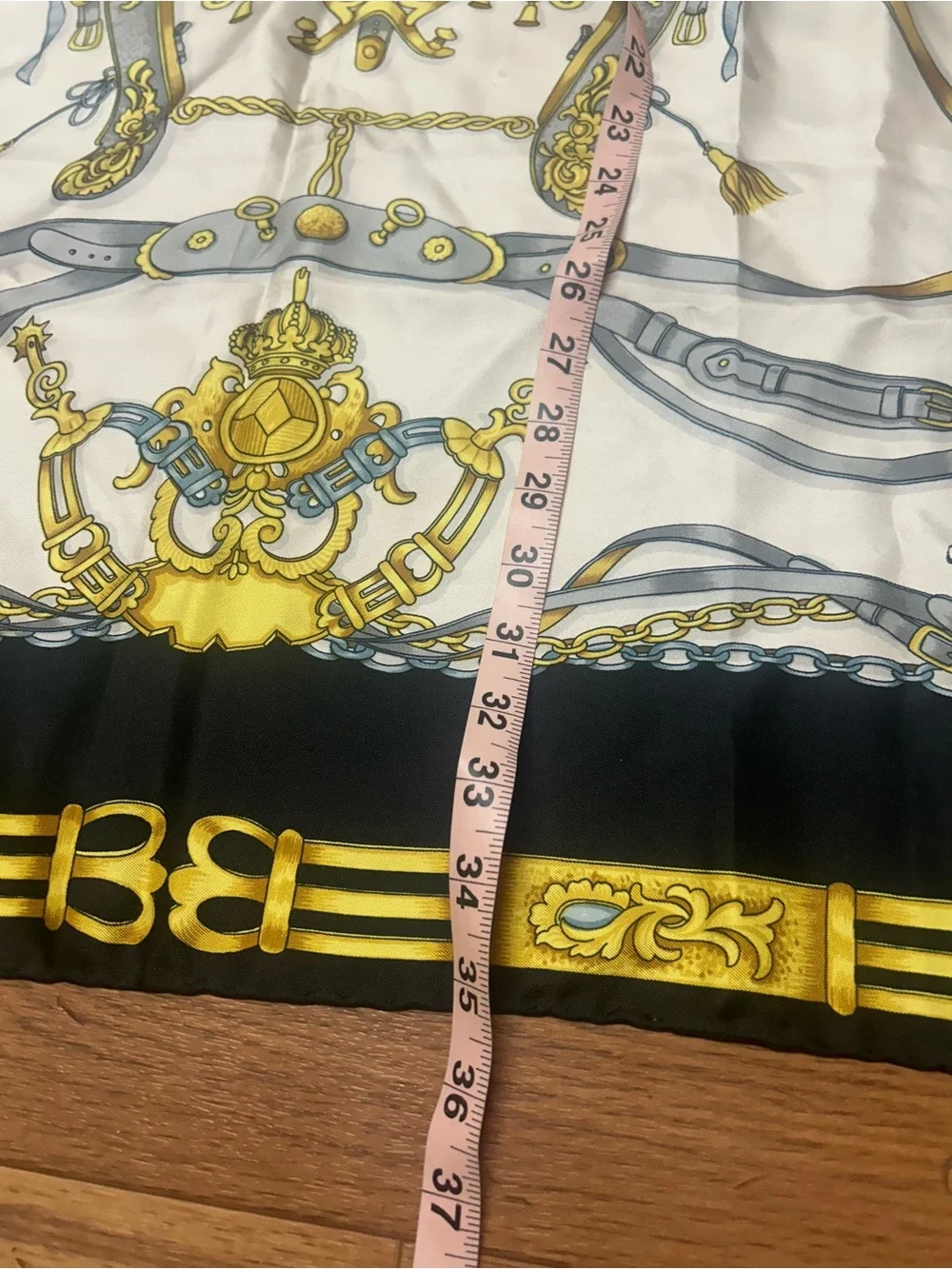 Comteme Luxuryq Black, White & Gold Women's Silk Scarf